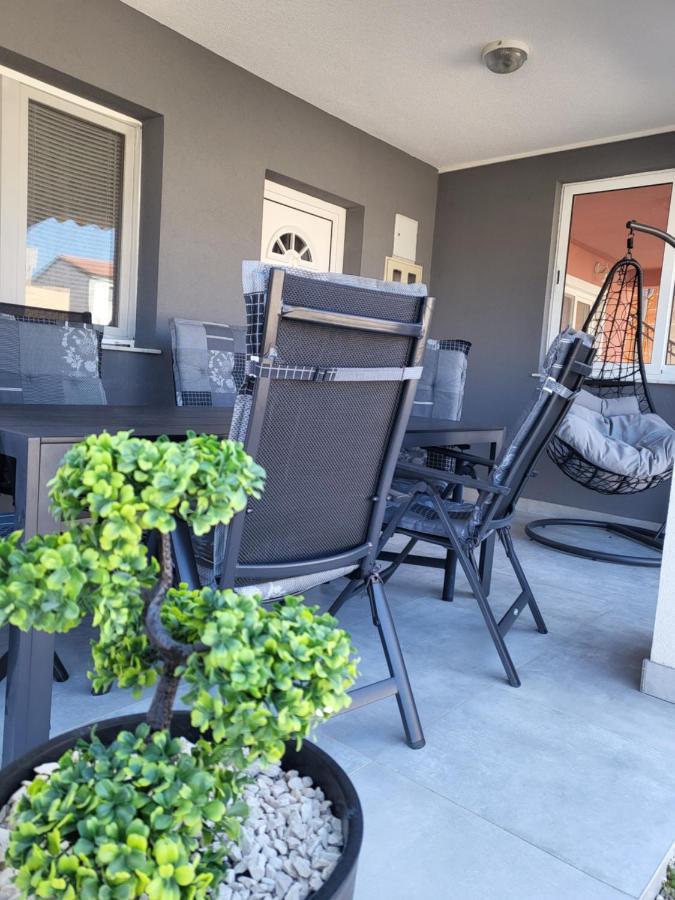 Apartmani Plesa Vir Luaran gambar